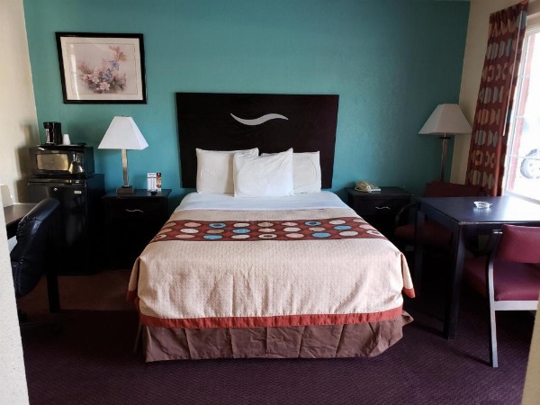 American Inn image 5