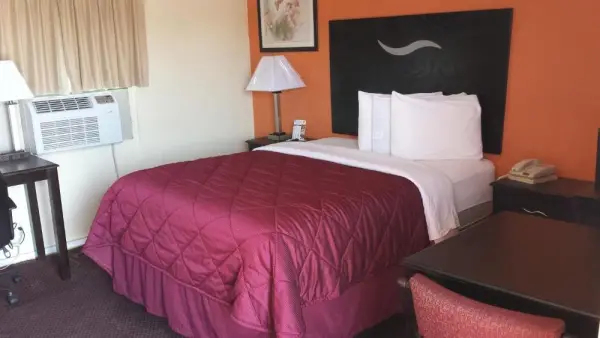 American Inn 10