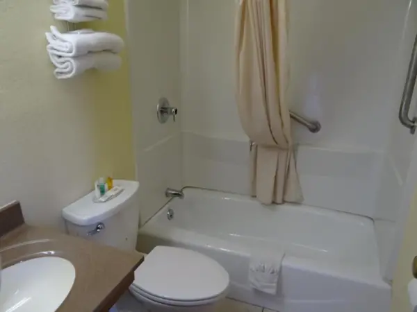 American Inn 6