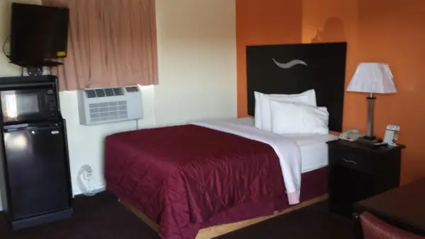 American Inn 7